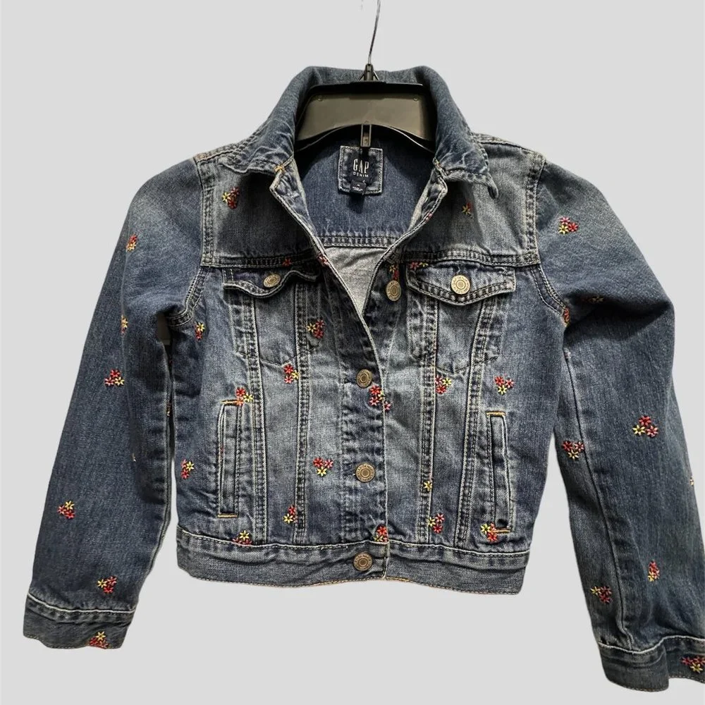 Gap size medium blue embroidered floral denim jacket